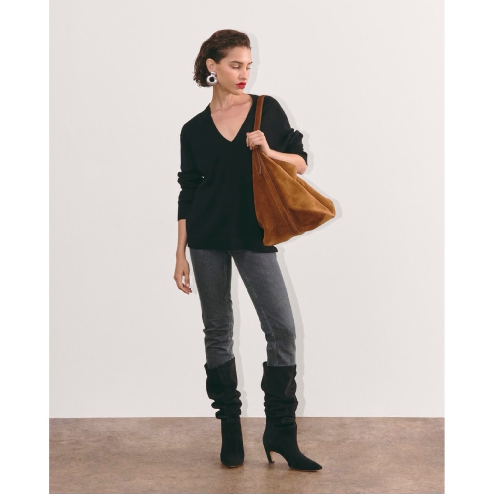 Everlane The Original Cheeky Jean, in Washed Charcoal